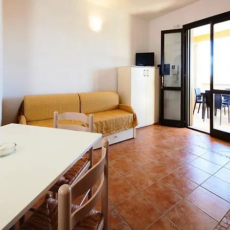 Residenza Le Farfalle 3* Tergu