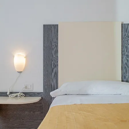 Residenza Le Farfalle Apartmanhotel Tergu