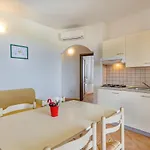 Residenza Le Farfalle Tergu