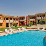 Aparthotel Residenza Le Farfalle Tergu