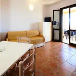 Residenza Le Farfalle 4* Tergu
