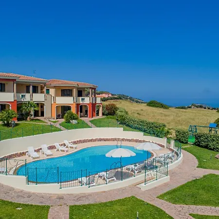 Aparthotel Residenza Le Farfalle 3*