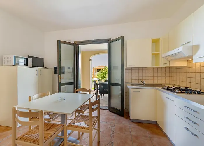 Residenza Le Farfalle 3* Tergu